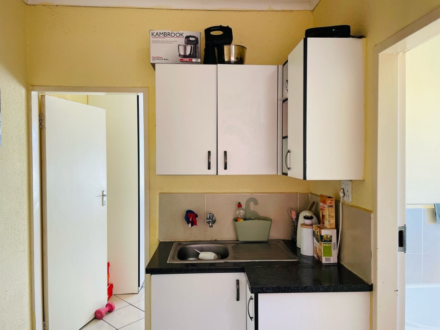 1 Bedroom Property for Sale in Rustenburg Central North West